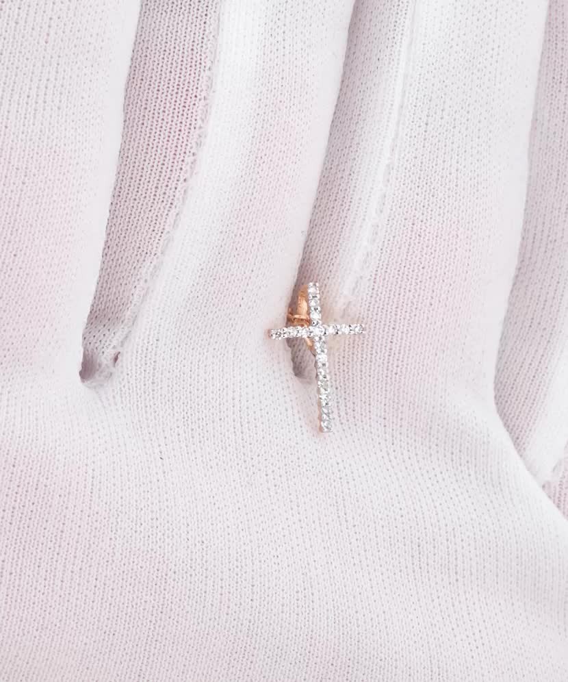 Gold pendant with diamonds "Cross"