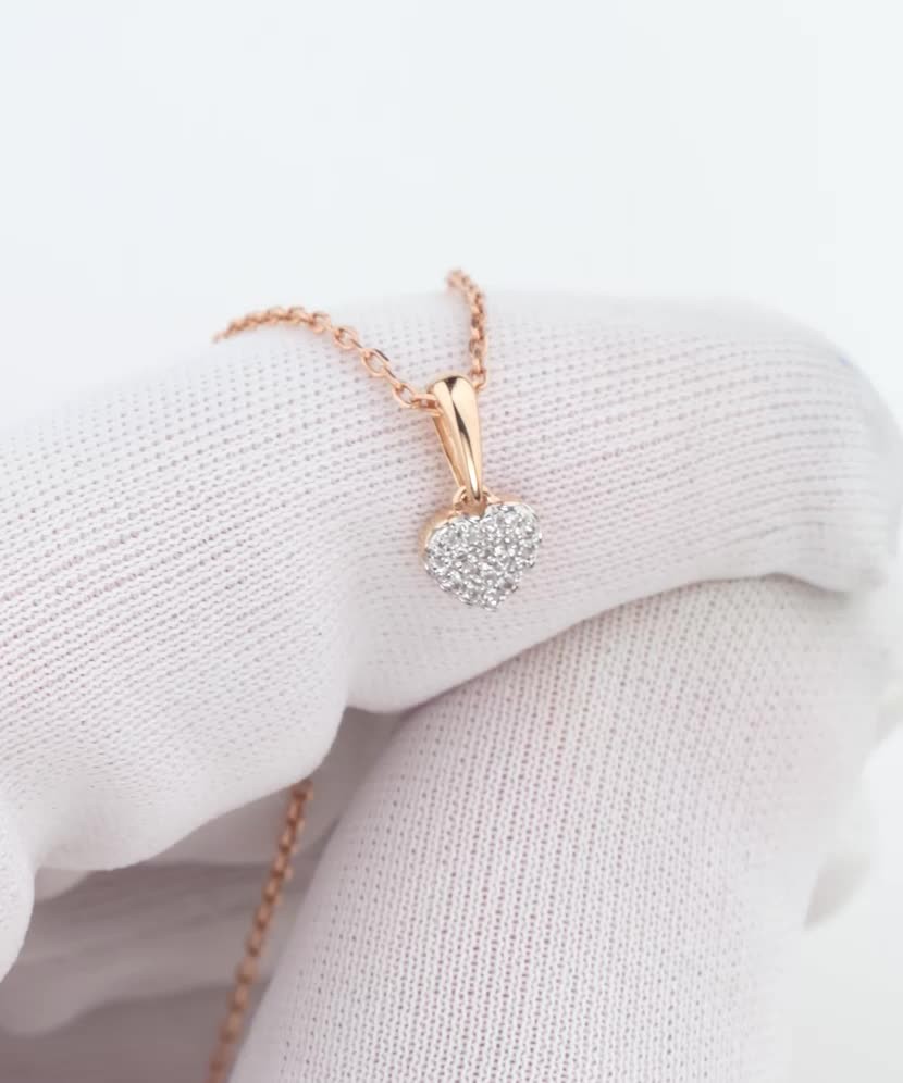 Gold pendant with diamonds "heart"