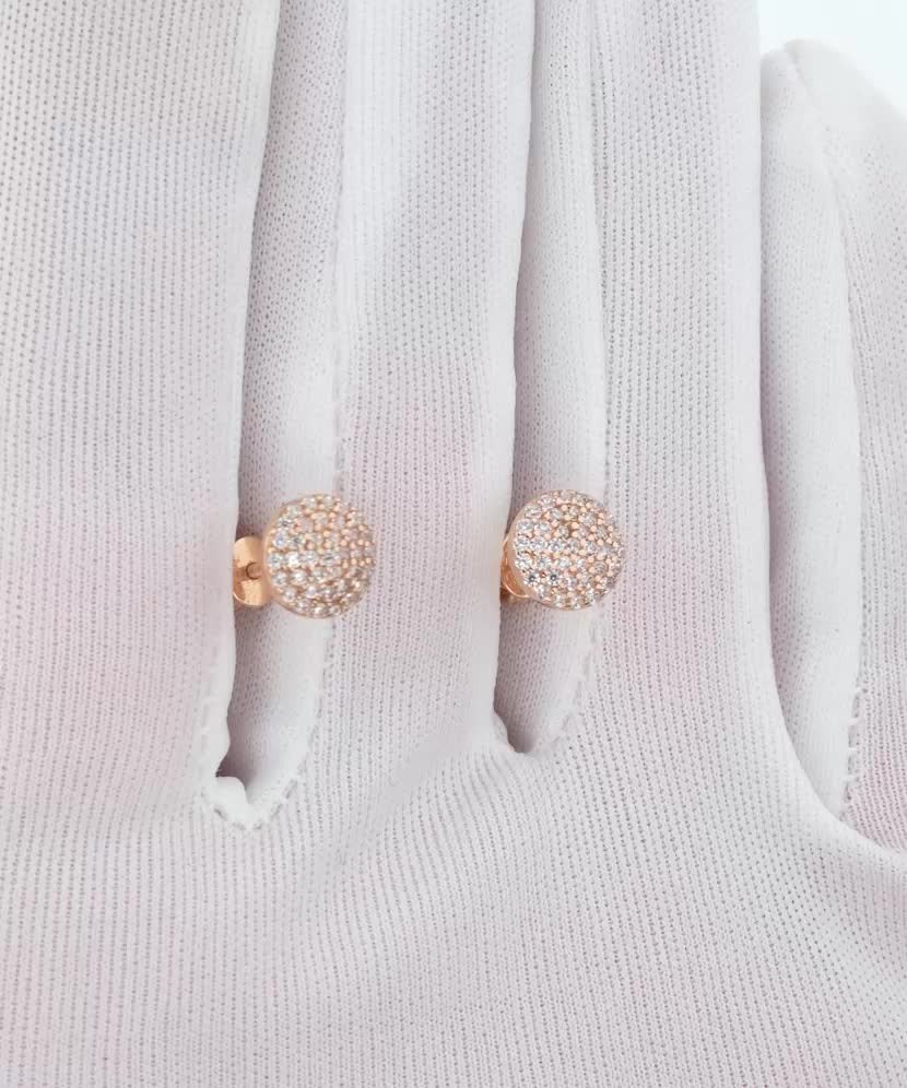 Gold earrings with zircons