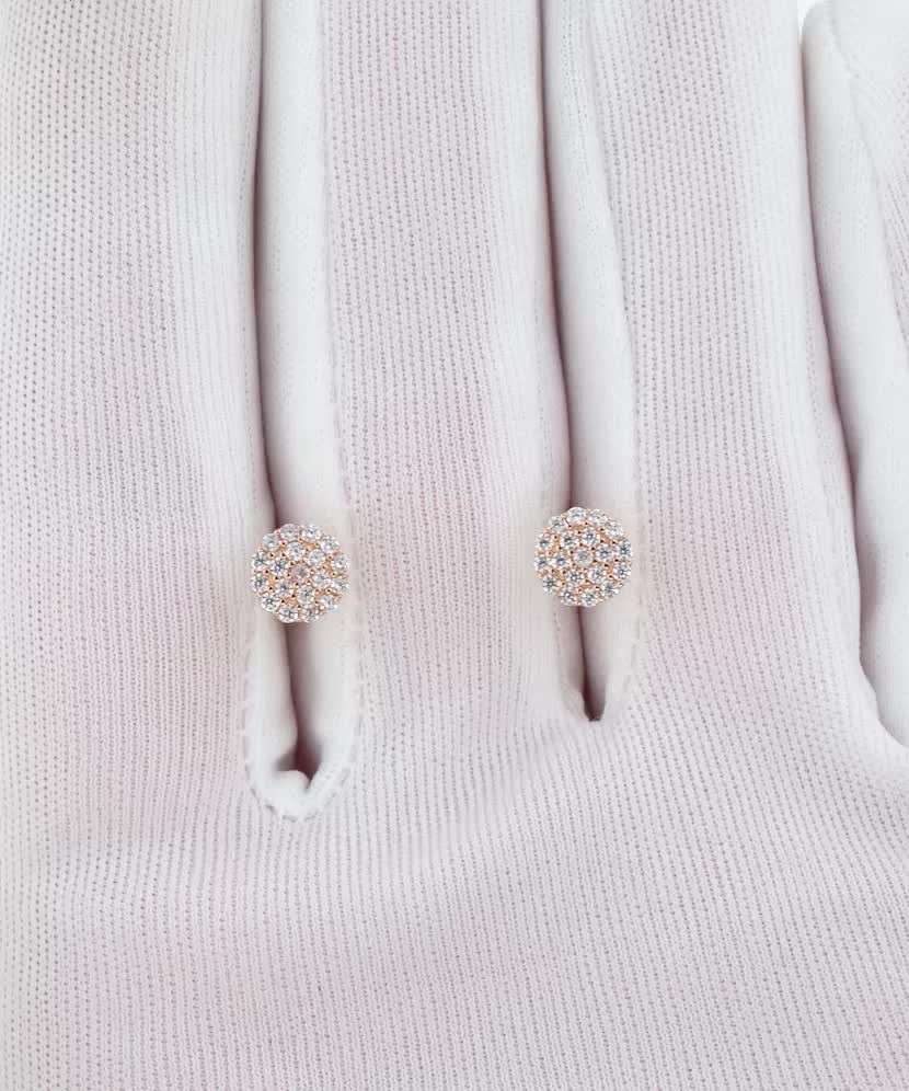 Gold earrings with zircons