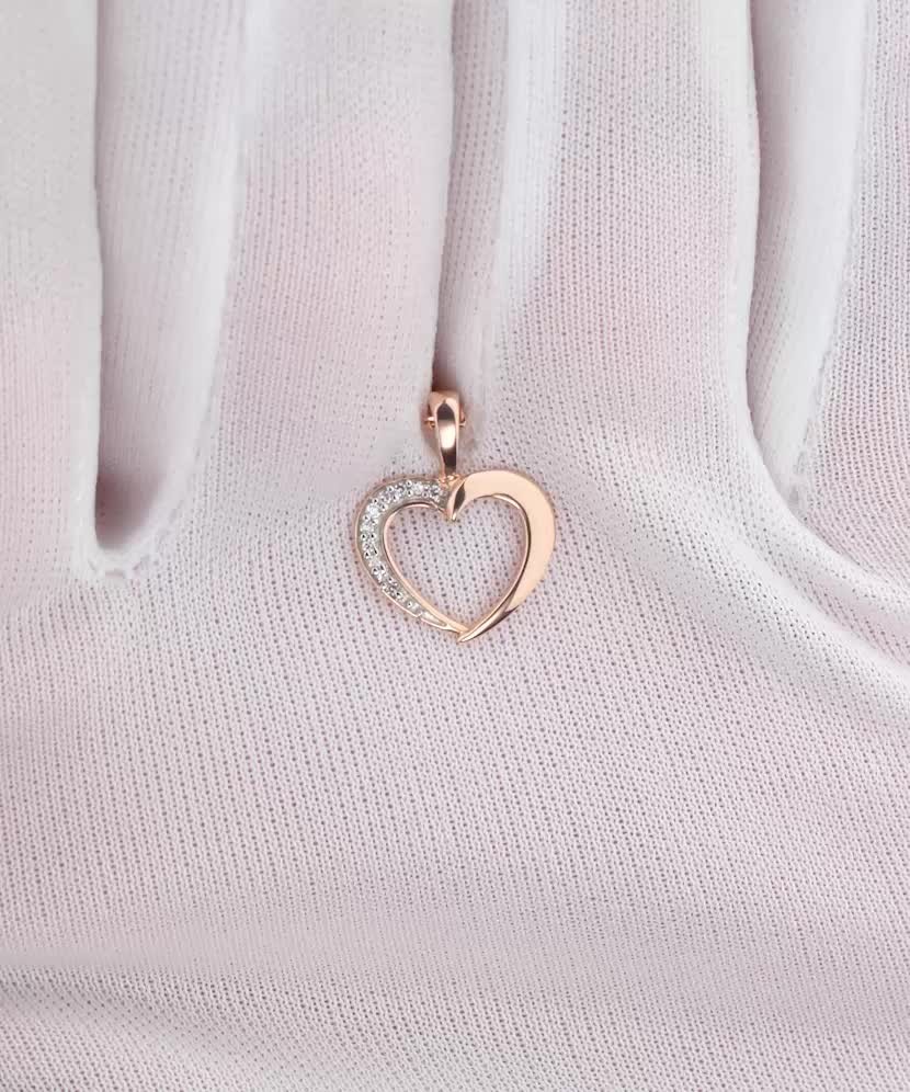 Gold pendant with diamonds "heart"