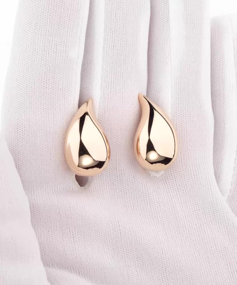 Gold earrings