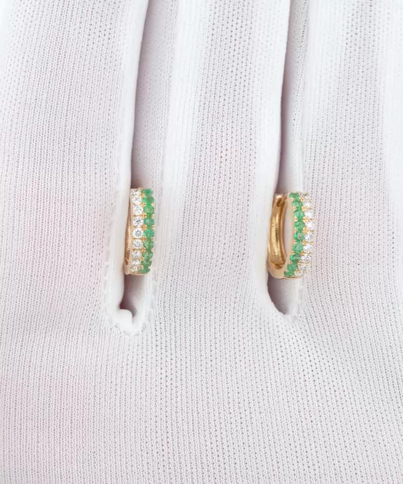 Yellow gold earrings with diamonds and emeralds