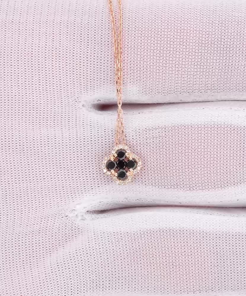 Gold chain with diamond pendant