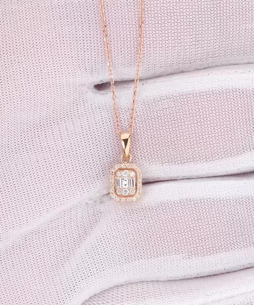 Gold chain with diamond pendant
