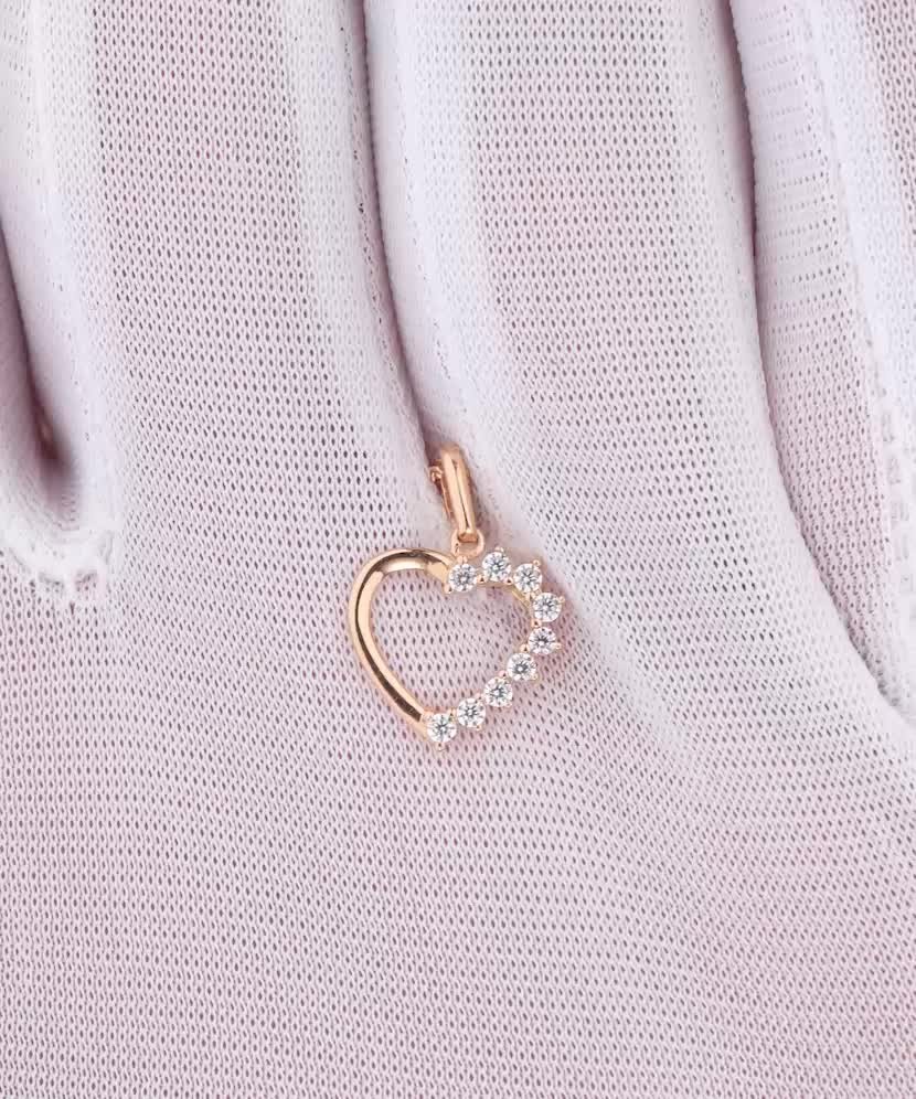 Kultainen riipus zirkoneilla "Ylittää"