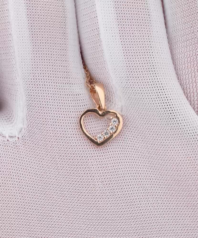 Kultainen riipus zirkoneilla "sydän"