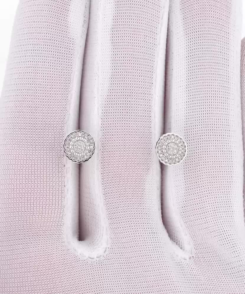 White Gold earrings with diamonds
