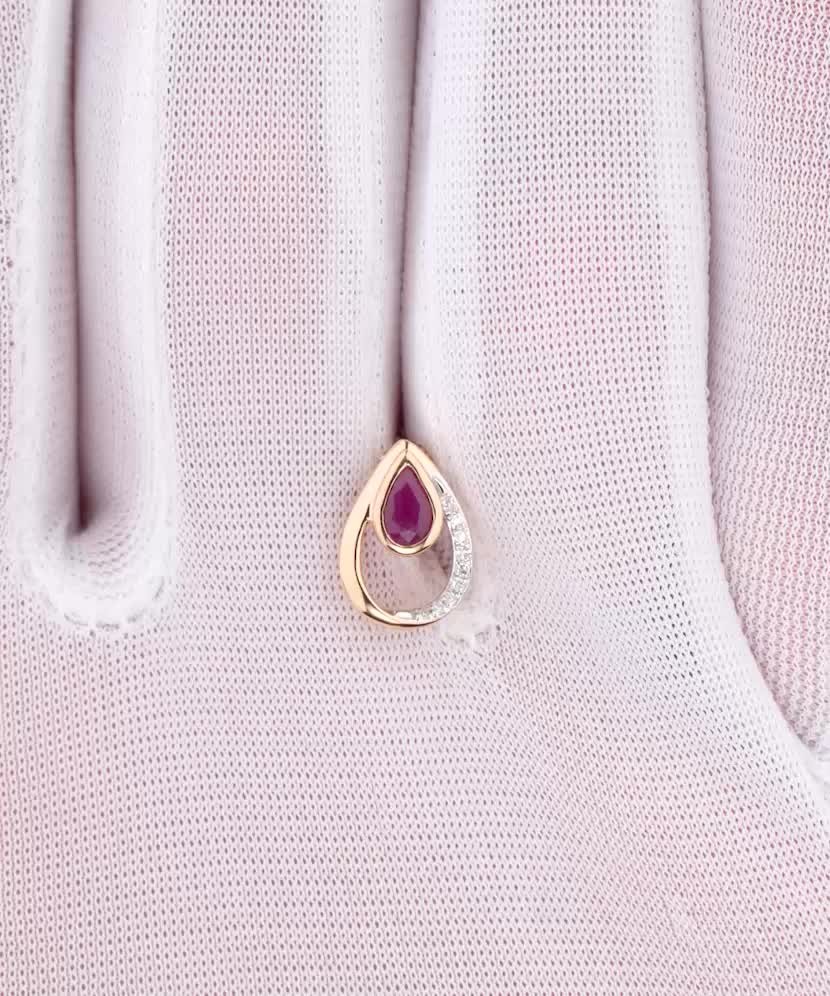 Gold pendant with ruby and diamonds