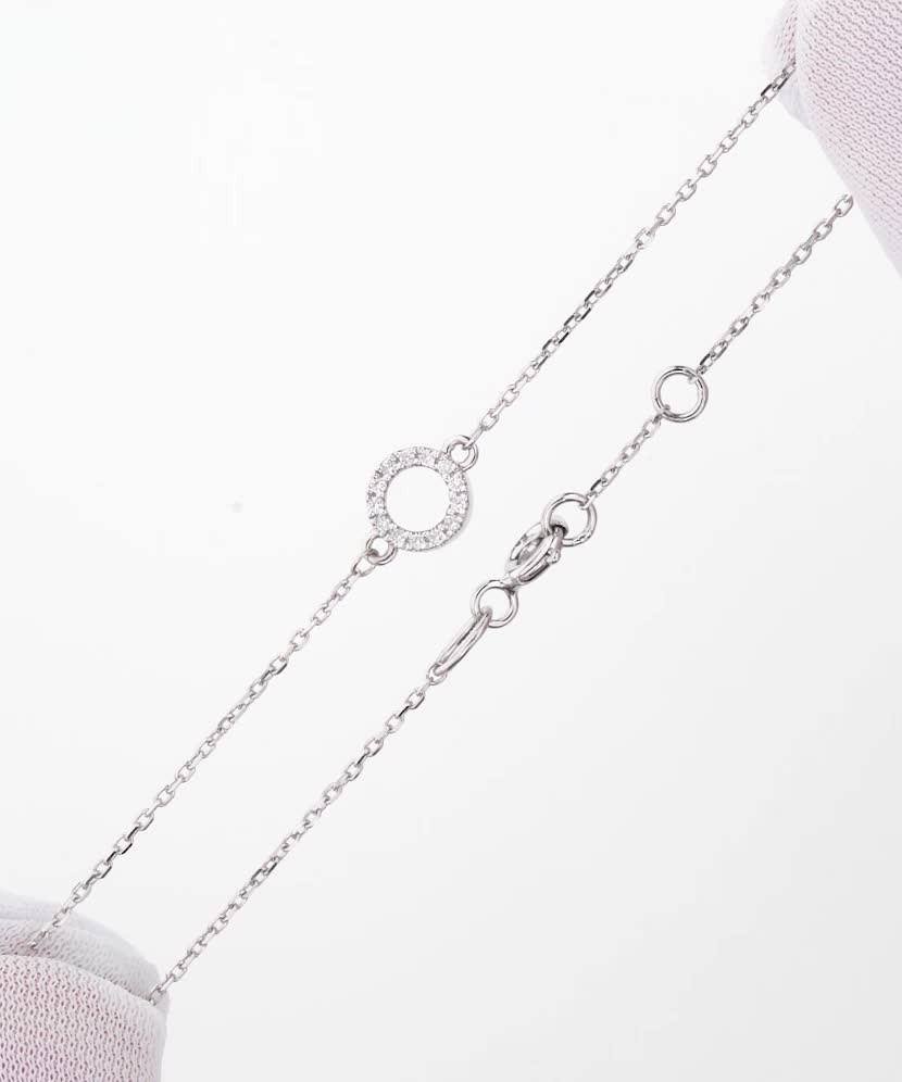 White gold bracelet with diamonds