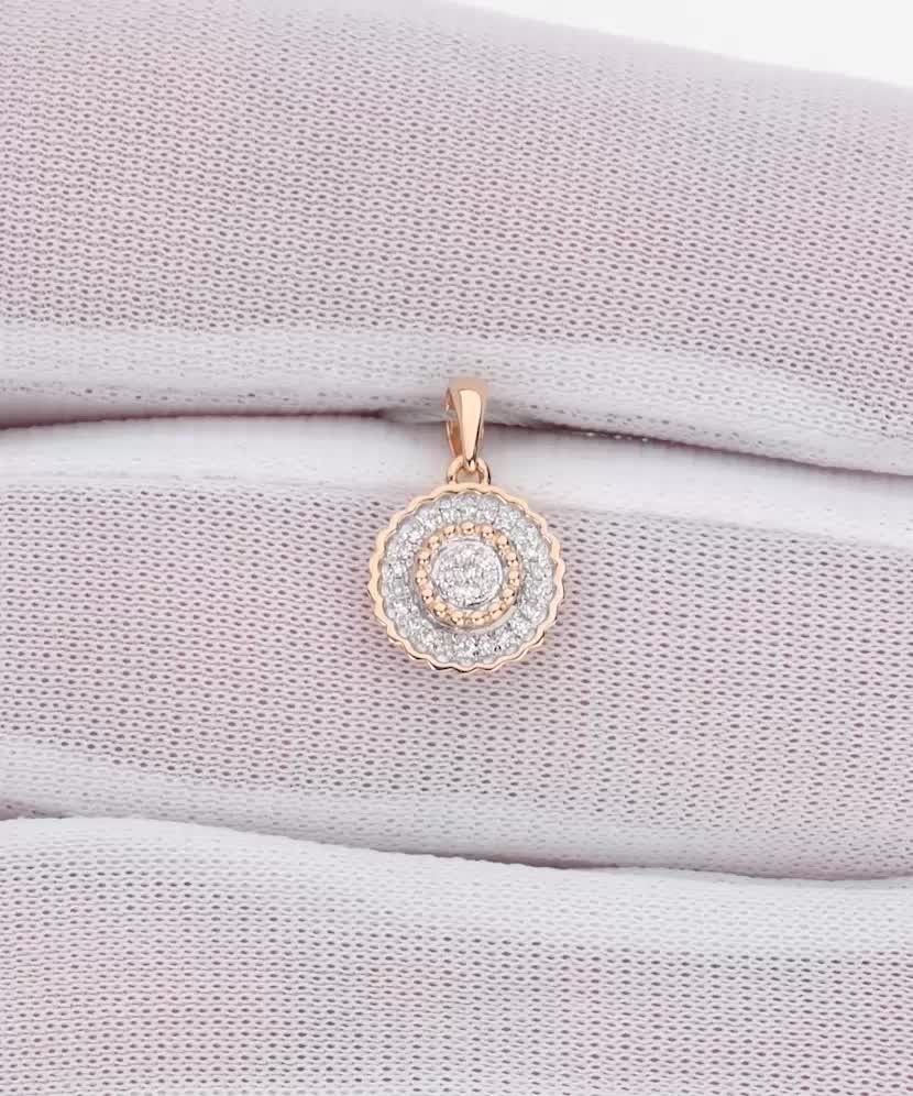 Gold pendant with diamonds