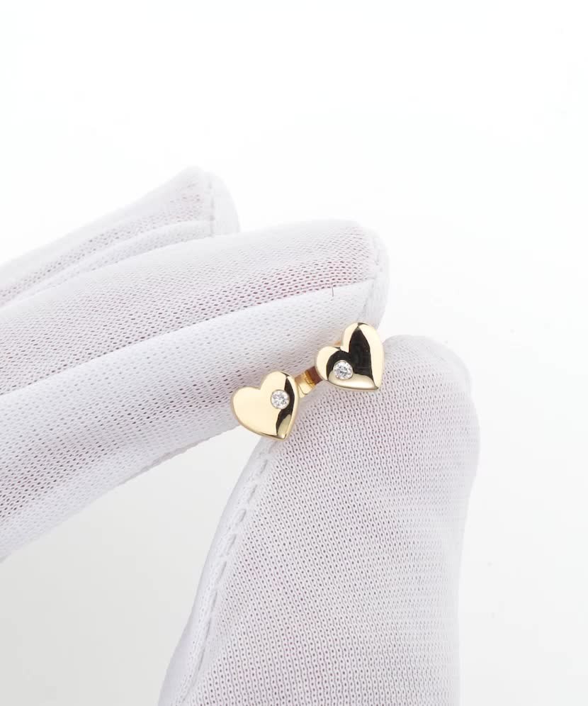 Yellow Gold earrings with diamonds