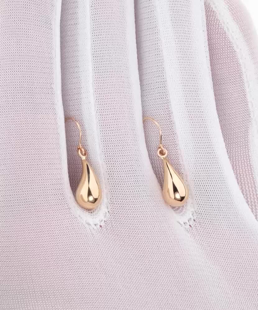 Kultaiset korvakorut