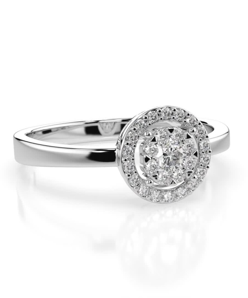 Valkokultainen sormus timanteilla