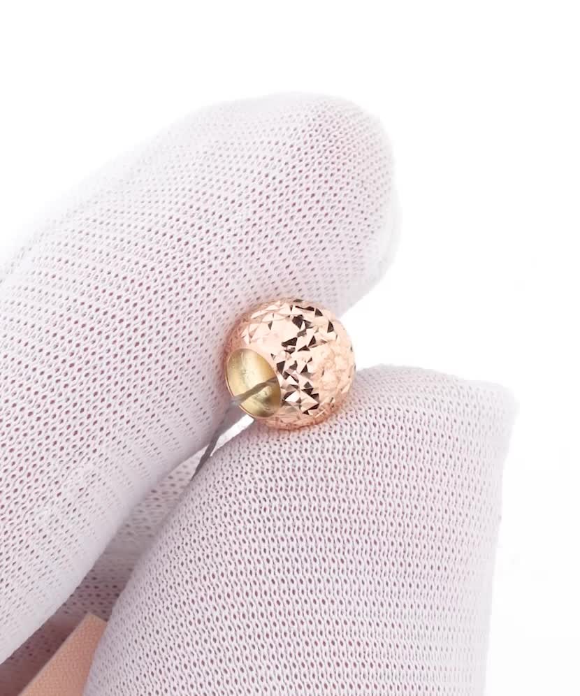 Universaali kultainen riipus