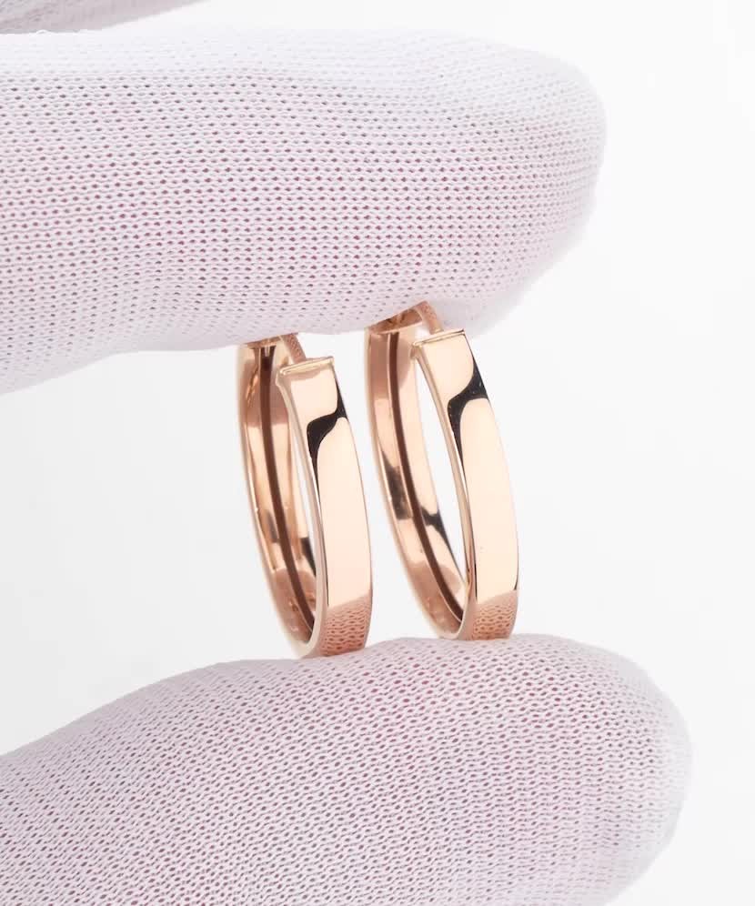 Kultaiset korvakorut