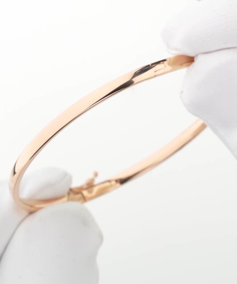 Gold hard bracelet