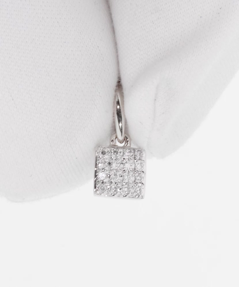 White gold pendant with diamonds