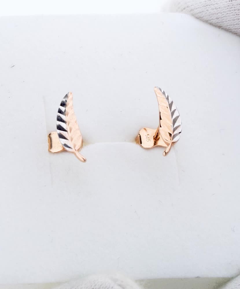 Gold earrings "Leaflet"