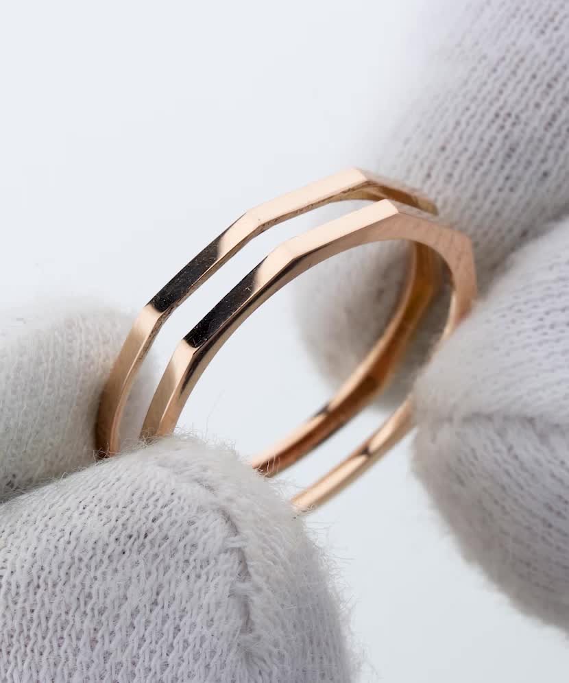 Gold ring