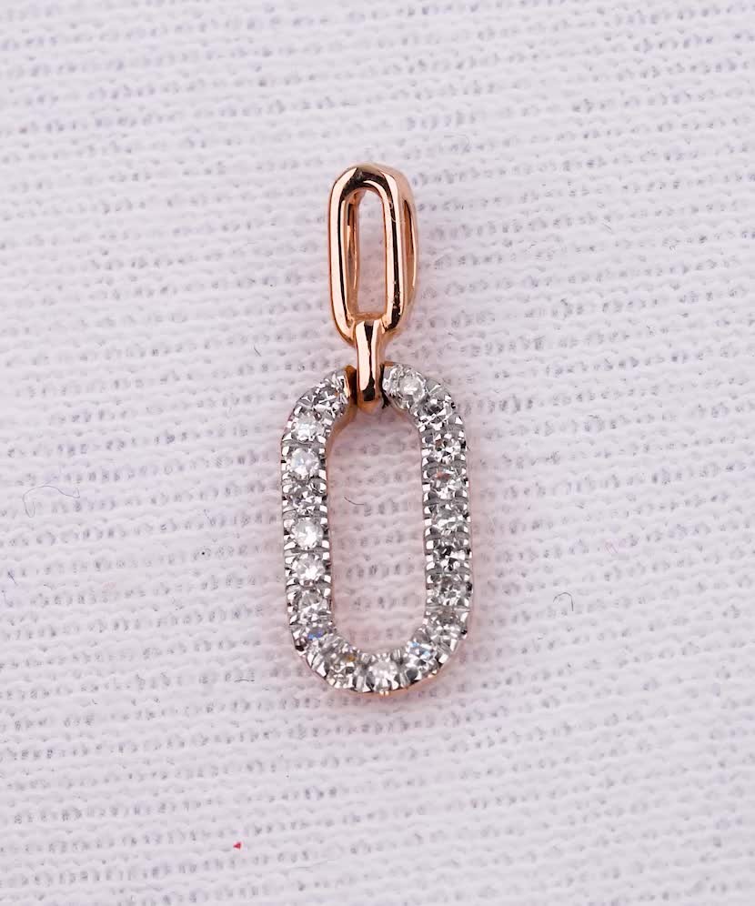 Gold pendant with diamonds