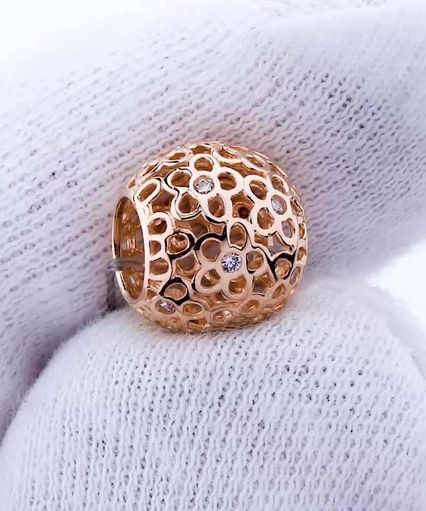 Gold pendant with zircons "Barrel"