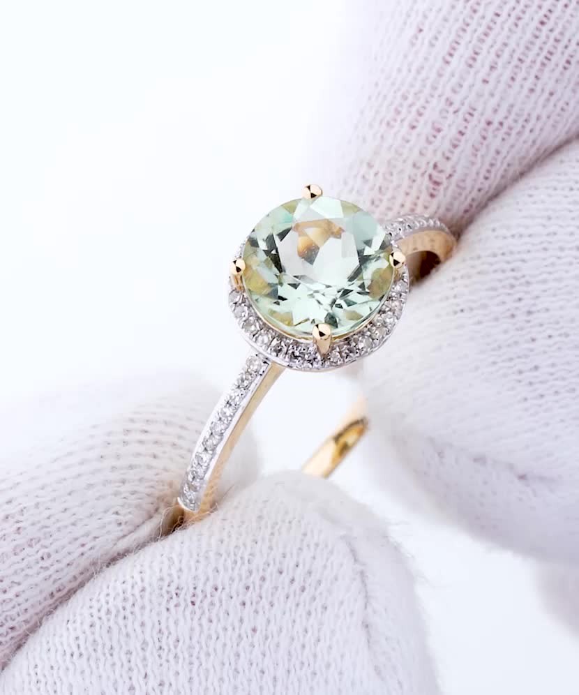 Yellow Gold ring with diamonds and quartz