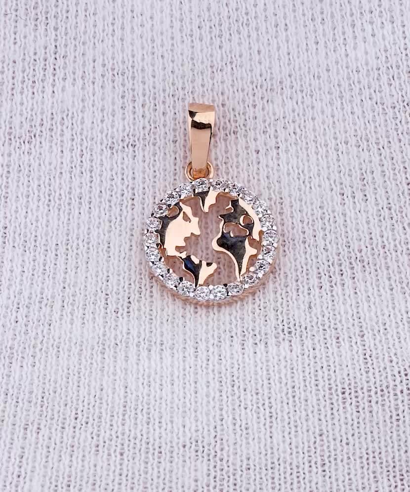 Gold pendant with zircons