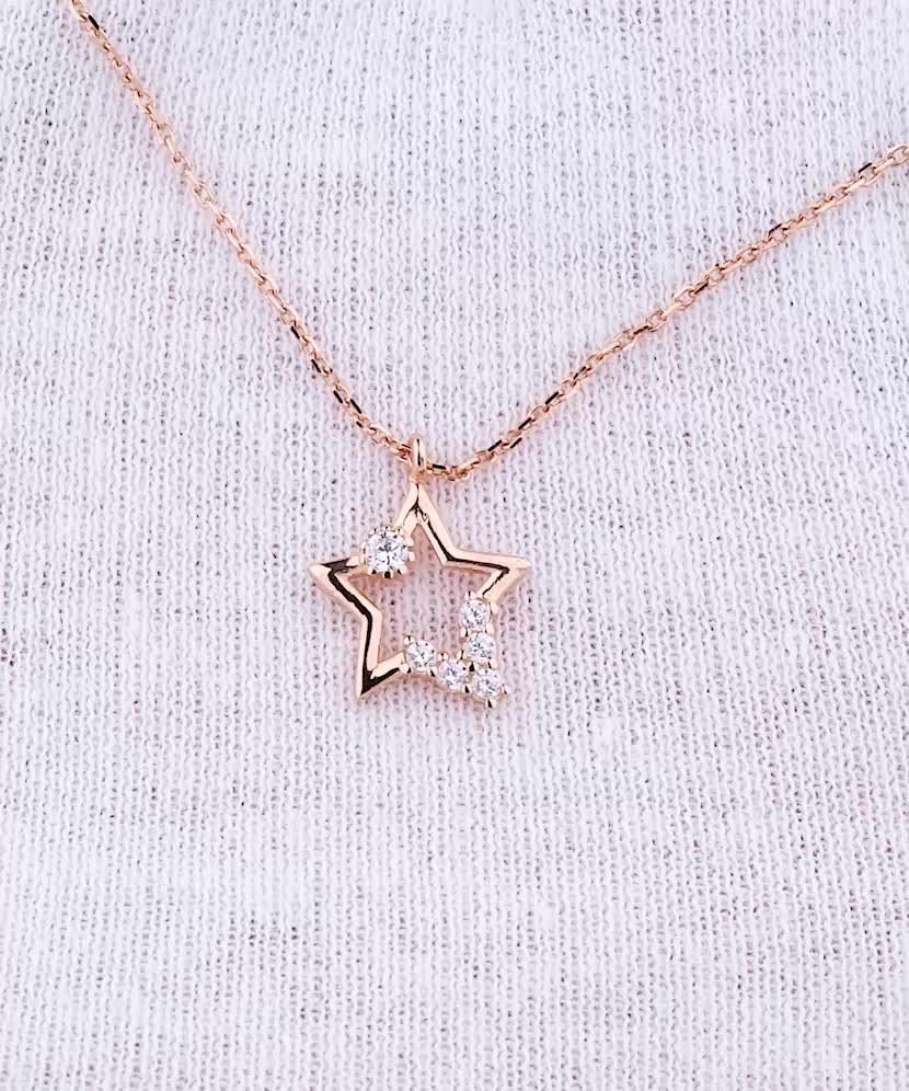 Gold chain with zirconium pendant "Star"