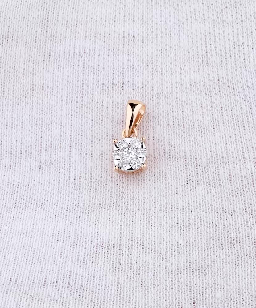 Gold pendant with diamonds