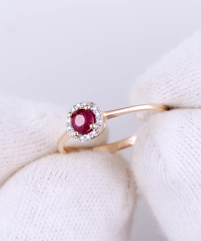 Gold ring with diamonds and rubies