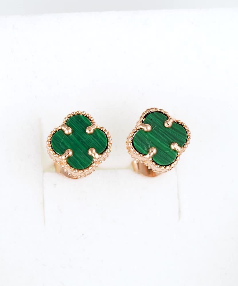 Gold earrings with enamel