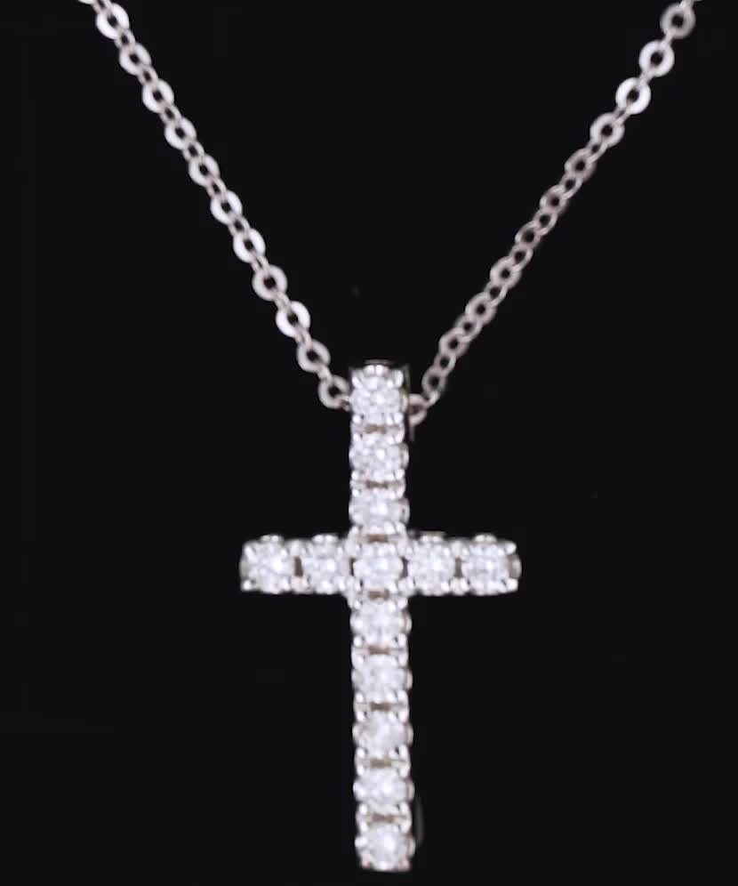 White gold chain with diamond pendant