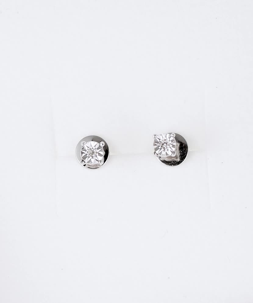 Sterling silver earrings with diamonds