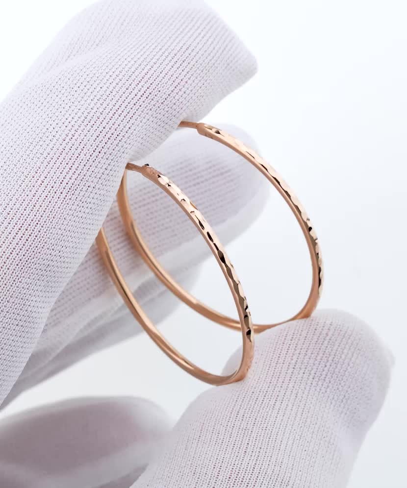 Gold engraved hoop earrings 32mm