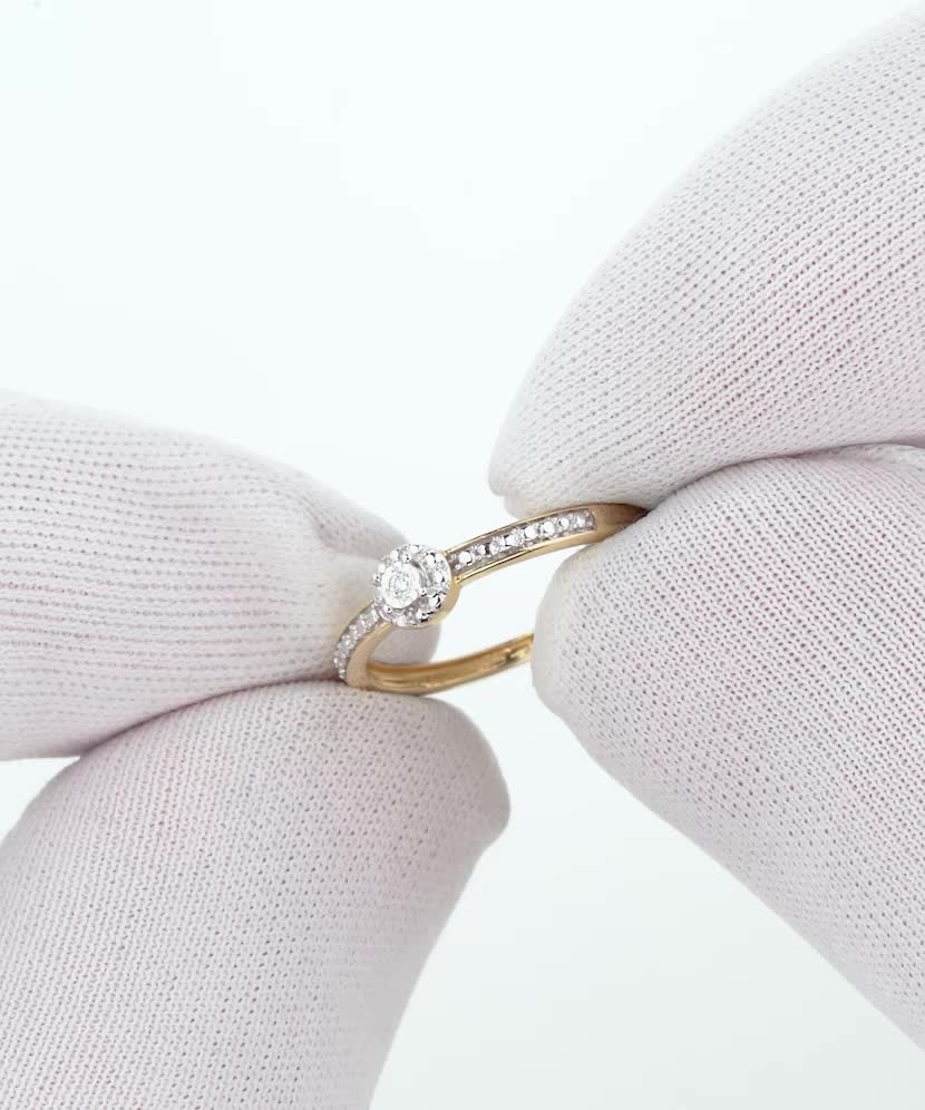 Yellow Gold ring with diamonds